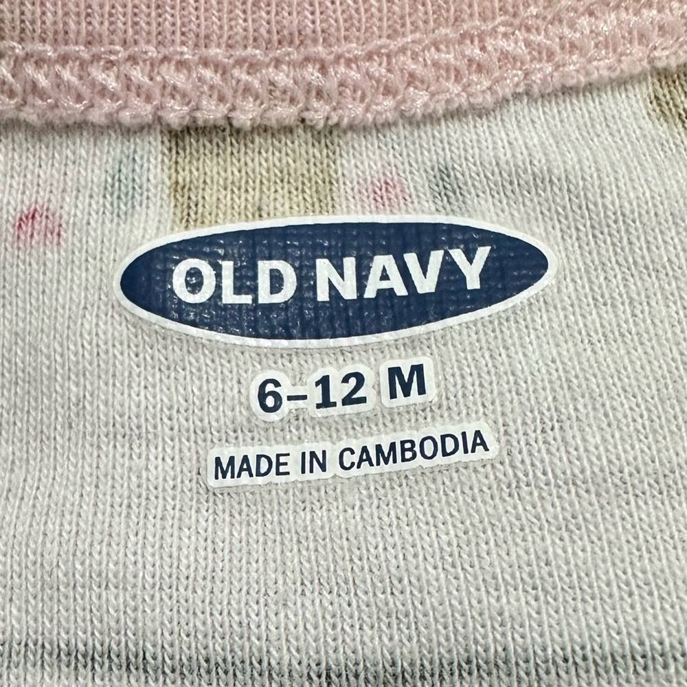 Old Navy Christmas Long Sleeve Uni-sex One Piece Outfit 6-12 Month bundle of 2 - Picture 6 of 11